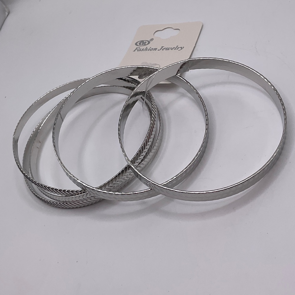 Silver Bracelet Set - Picture 3 of 3